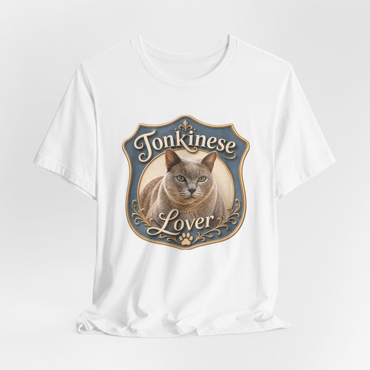 Tonkinese Lover T‑Shirt — Vintage Crest Cat Tee for Tonkinese Owners & Cat Lovers