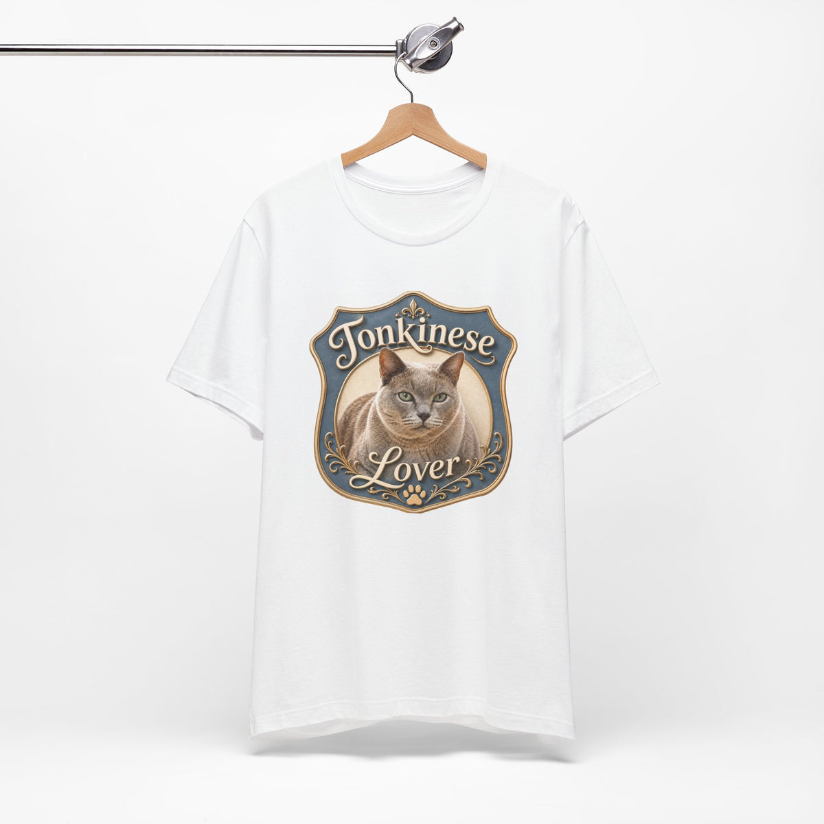Tonkinese Lover T‑Shirt — Vintage Crest Cat Tee for Tonkinese Owners & Cat Lovers